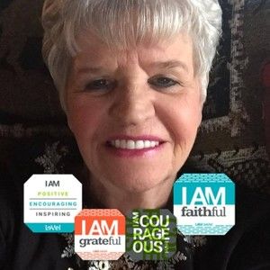 Meet your Posher, Sandra